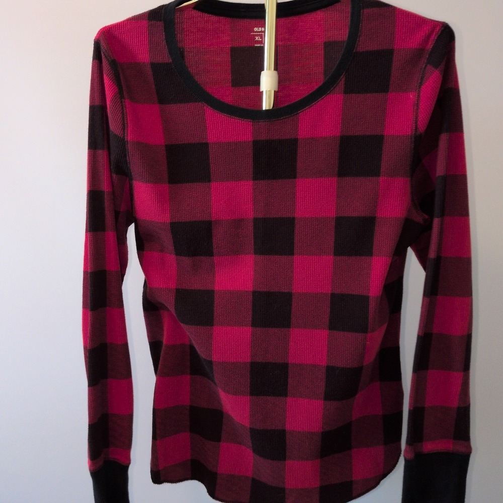 Old Navy Thermal Top Womens XL Red Black Buffalo Plaid Waffle Knit Scoop Neck